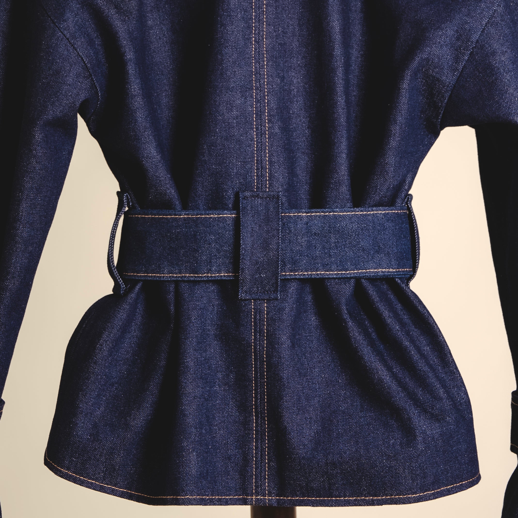 La veste - L' Arlésienne semi-mesure